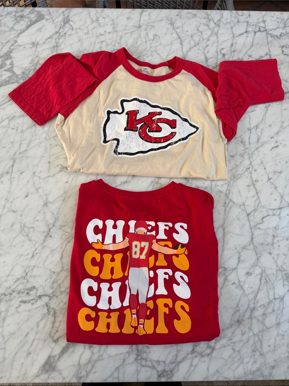 Kansas City Chiefs Kelce Women’s 2XL Raglan Tee Bundle